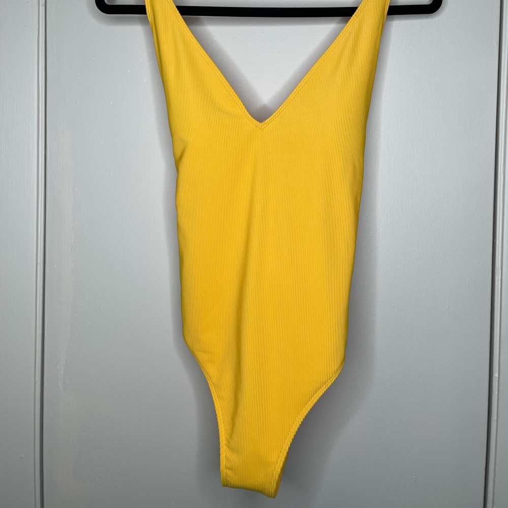 Ribbed Deep-V One Piece Swimsuit